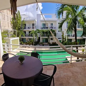 Apartment Poolside Tranquil In, Playa del Carmen